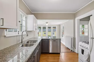 387 Cretin Avenue S, Saint Paul, MN 55105 - Photo 17
