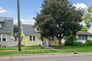 387 Cretin Ave S, Saint Paul, MN 55105 - Photo 3