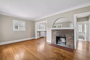387 Cretin Ave S, Saint Paul, MN 55105 - Photo 9