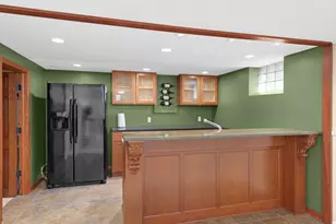 8336 Ewing Rd, Bloomington, MN 55431 - Photo 23