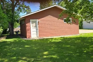 511 S Mccornell Ave, Parkers Prairie, MN 56361 - Photo 7