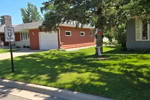 511 S Mccornell Ave, Parkers Prairie, MN 56361 - Photo 3