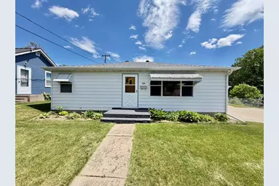 1212 N Marien Street, Fergus Falls, MN 56537 - Photo 3