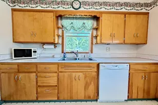 1212 N Marien St, Fergus Falls, MN 56537 - Photo 9