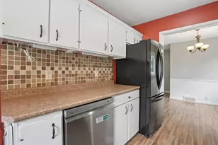 418 20th Ave N, Fargo, ND 58102 - Photo 7