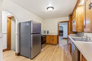 75 Cleveland Ave S, Saint Paul, MN 55105 - Photo 9