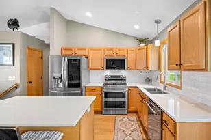 406 Greenway Dr, Delano, MN 55328 - Photo 5