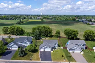 406 Greenway Dr, Delano, MN 55328 - Photo 3
