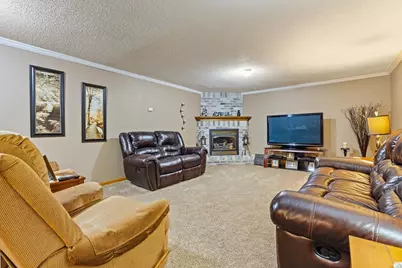 2693 225th Avenue, Marshall, MN 56258 - Photo 5