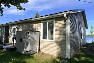 27096 Little Floyd Lake Rd, Detroit Lakes, MN 56501 - Photo 7
