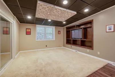 211 Paisley Lane, Golden Valley, MN 55422 - Photo 19