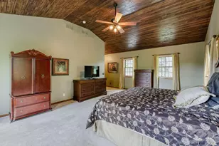211 Paisley Ln, Golden Valley, MN 55422 - Photo 23