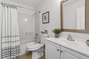 2210 Irving Ave N, Minneapolis, MN 55411 - Photo 7