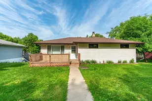 218 5th Ave SE, Elbow Lake, MN 56531 - Photo 1