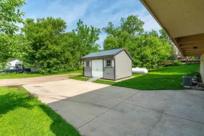 218 5th Avenue SE, Elbow Lake, MN 56531 - Photo 7