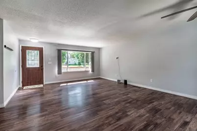 218 5th Avenue SE, Elbow Lake, MN 56531 - Photo 11