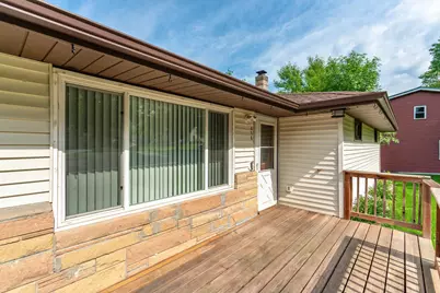 218 5th Avenue SE, Elbow Lake, MN 56531 - Photo 3