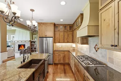 19475 Oak Grove Avenue, Prior Lake, MN 55372 - Photo 7