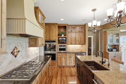 19475 Oak Grove Avenue, Prior Lake, MN 55372 - Photo 9