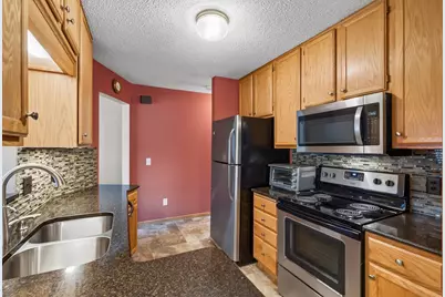 14316 Estates Avenue, Apple Valley, MN 55124 - Photo 7