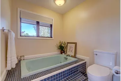 322 N Cudd Avenue, River Falls, WI 54022 - Photo 27