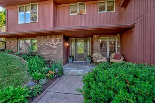 322 N Cudd Ave, River Falls, WI 54022 - Photo 3