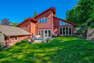 322 N Cudd Ave, River Falls, WI 54022 - Photo 41