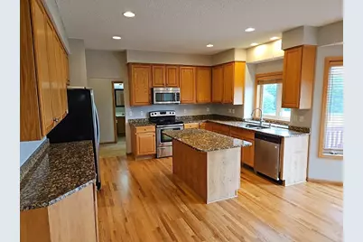 10455 Glen Eagle Circle, Woodbury, MN 55129 - Photo 11