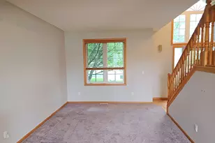 10455 Glen Eagle Cir, Woodbury, MN 55129 - Photo 7