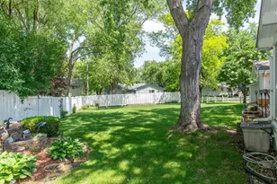3433 Gettysburg Ave N, New Hope, MN 55427 - Photo 35