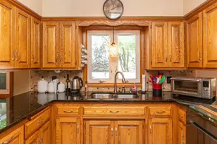 3433 Gettysburg Ave N, New Hope, MN 55427 - Photo 11