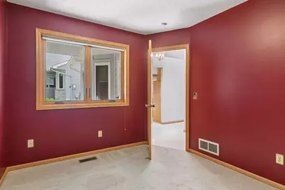 710 Emerald Ridge, Roseville, MN 55113 - Photo 33