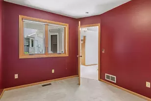 710 Emerald Ridge, Roseville, MN 55113 - Photo 33