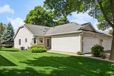 710 Emerald Ridge, Roseville, MN 55113 - Photo 9