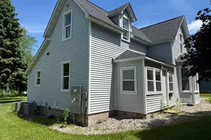 647 2nd Ave SW, Hutchinson, MN 55350 - Photo 13