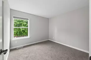 105 Dresden Ln, Waverly, MN 55390 - Photo 15