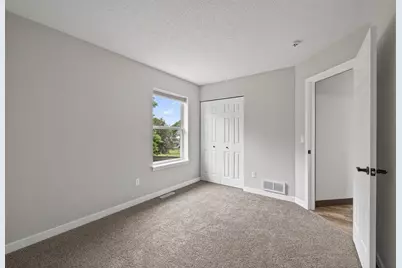 105 Dresden Lane, Waverly, MN 55390 - Photo 13