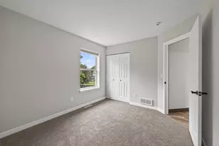 105 Dresden Ln, Waverly, MN 55390 - Photo 13