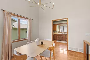 5560 W 131st St, Savage, MN 55378 - Photo 11