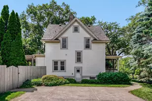 1010 Burns Ave, Saint Paul, MN 55106 - Photo 27