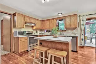 7038 46th St N, Oakdale, MN 55128 - Photo 5