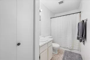 4836 Grenwich Trail N, Oakdale, MN 55128 - Photo 17