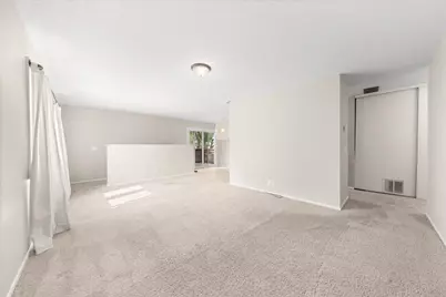 4836 Grenwich Trail N, Oakdale, MN 55128 - Photo 7