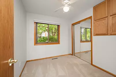 7896 Berkshire Lane N, Maple Grove, MN 55311 - Photo 19