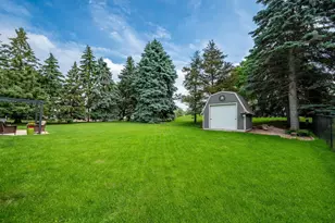 7896 Berkshire Ln N, Maple Grove, MN 55311 - Photo 35