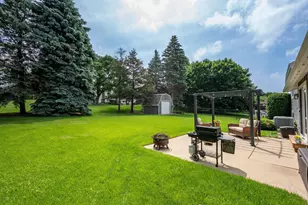 7896 Berkshire Ln N, Maple Grove, MN 55311 - Photo 31
