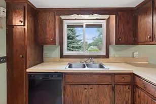 3921 Williston Rd, Minnetonka, MN 55345 - Photo 9