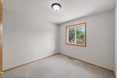 7043 48th Street N, Oakdale, MN 55128 - Photo 19