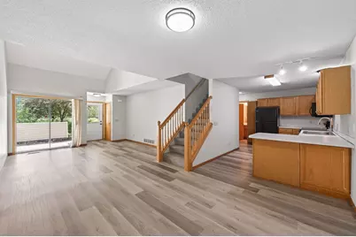 7043 48th Street N, Oakdale, MN 55128 - Photo 7