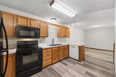 7043 48th Street N, Oakdale, MN 55128 - Photo 9